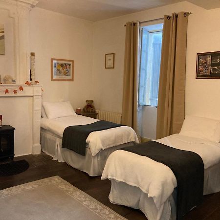 7 Dagnaud De La Tude Our Family Farmhouse Style Home With En-Suite Montboyer Luaran gambar